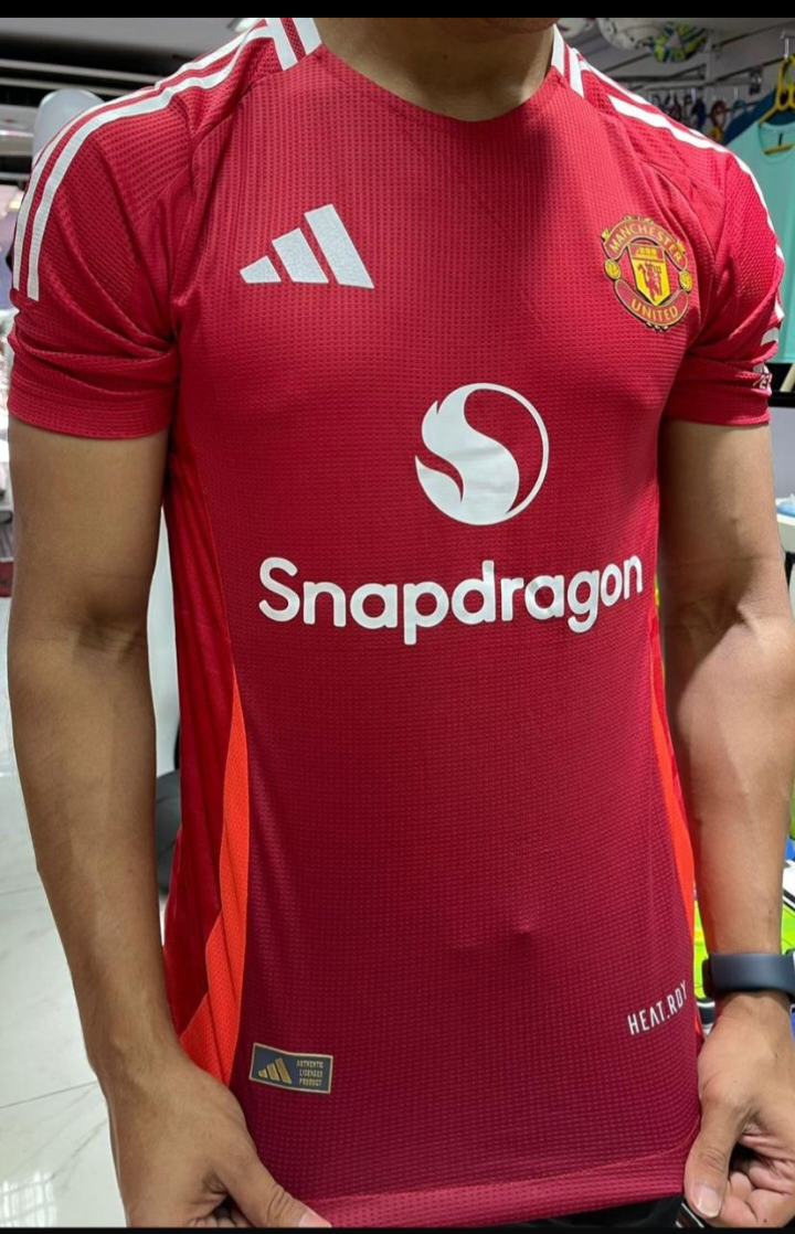 Camiseta Oficial del Manchester United Estilo Único